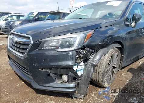 2018 Subaru Legacy 2.5I Premium из США, поврежденный, VIN 4S3BNAF63J3040357